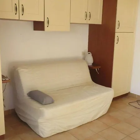 Apartmán Maison Studio Climatisee Avec Terrasse Et Jardinet, Proche Plage Et Tennis, Animaux Acceptes - Fr-1-610-41 Bormes-les-Mimosas