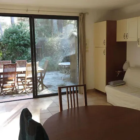 Maison Studio Climatisee Avec Terrasse Et Jardinet, Proche Plage Et Tennis, Animaux Acceptes - Fr-1-610-41
